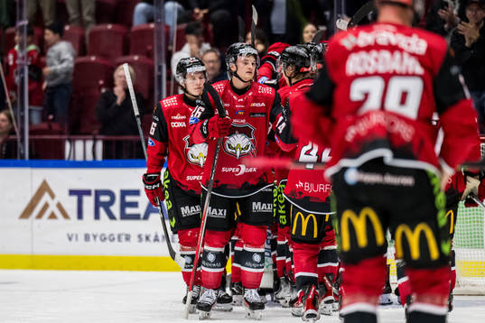 Malmö Redhawks Teemu Kivihalme jublar