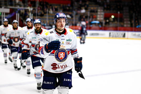 Växjös Victor Stjernborg jublar