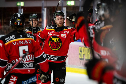 Luleås Brendan Shinnimin jublar