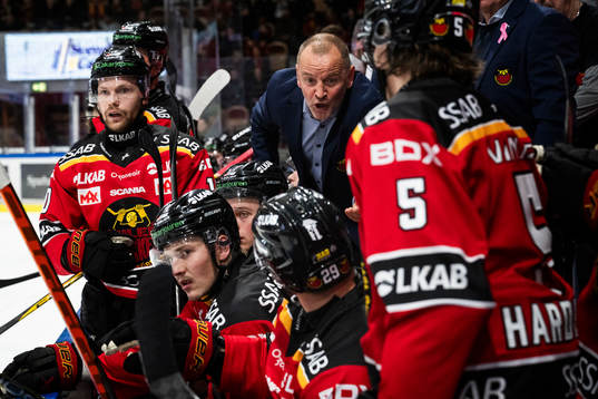 Luleås tränare Thomas Berglund och Erik Gustafsson i