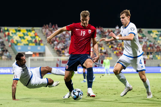Alexander Sørloth of Norway and Hector Kyprianou of Cyprus