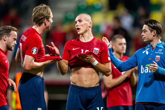 Kristian Thorstvedt and Leo Østigård of Norway