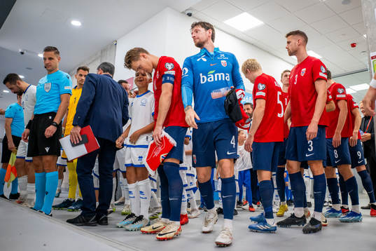 Martin Ødegaard and Stefan Strandberg of Norway