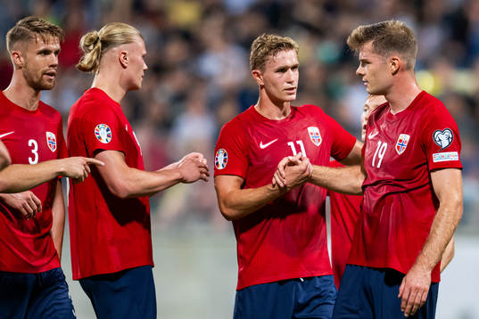 Alexander Sørloth of Norway celebrates with Ola Solbakken