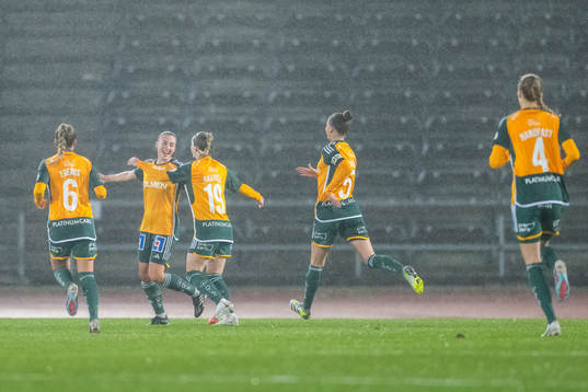 IFK Norrköpings Vilma Emilia Koivisto jublar med