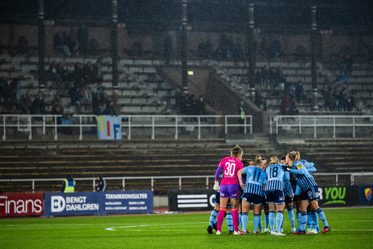 Djurgårdens spelare samlas