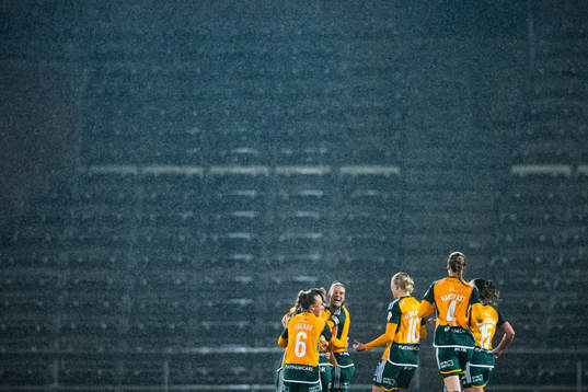 IFK Norrköpings Vilma Emilia Koivisto jublar med