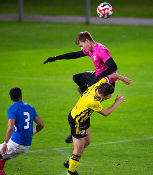 IFK Hässleholms  Isak Orajärvi och Balkans målvakt i