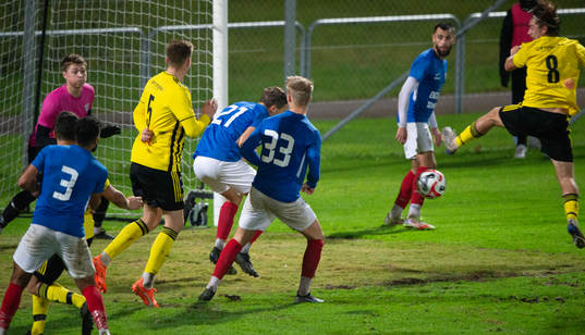 i matchen i div. 2 mellan IFK Hässleholm och FBK Balkan i