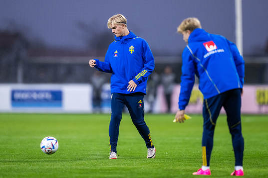 Lucas Bergvall of Sweden