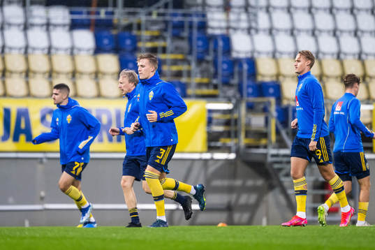 Casper Widell and Oscar Wilhelmsson of Sweden