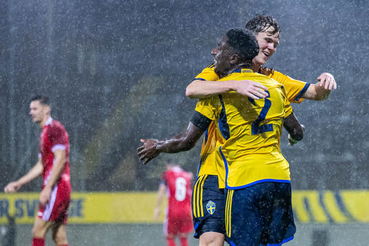 Williot Swedberg of Sweden celebrates with Josafat Mendes