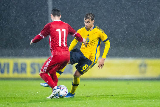 Yasin Ayari of Sweden
