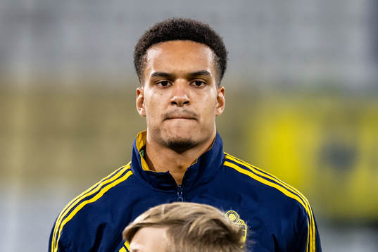 Goalkeeper Oliver Dovin of Sweden