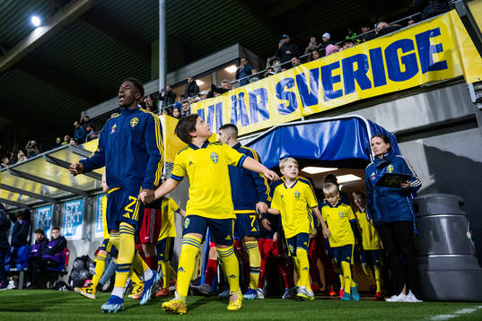 Josafat Mendes of Sweden enters the pitch