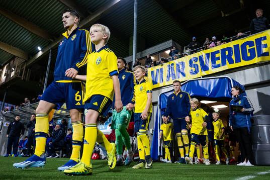 Armin Gigovic, goalkeeper Oliver Dovin and Casper Widell of