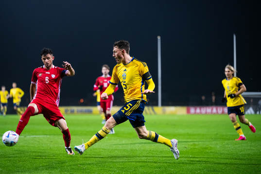 Ion Bors of Moldova and Noah Persson of Sweden