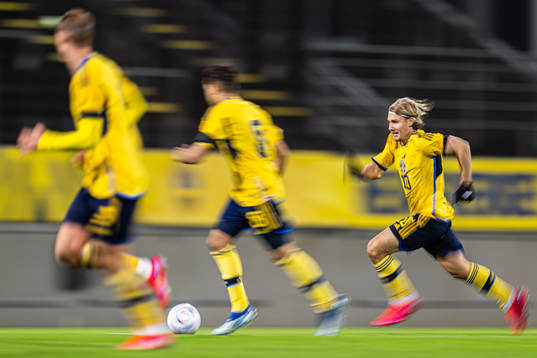 Sebastian Nanasi of Sweden