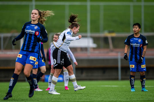 Cesilie Andreassen of Rosenborg celebrates