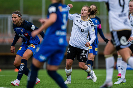 Cesilie Andreassen of Rosenborg celebrates