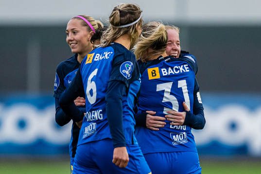 Thea Loennecken of Stabæk celebrates
