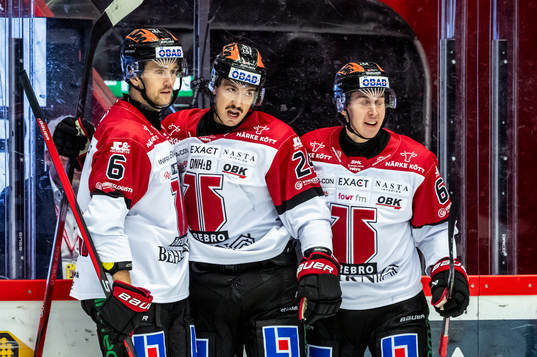 Örebros Hannes Björninen jublar