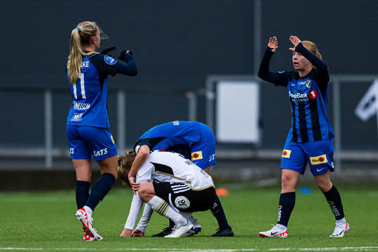 Cesilie Andreassen of Rosenborg looks dejected and Thea