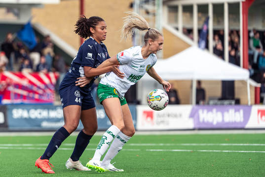 FC Rosengårds Jo-Anne Agbor Tataw Cronquist och Hammarbys