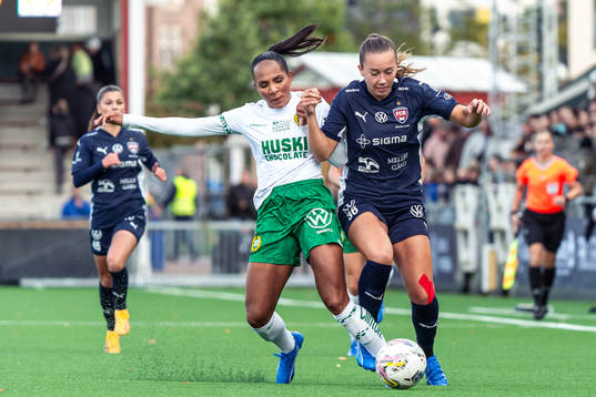 Hammarbys Madelen Janogy och FC Rosengårds Athinna Persson
