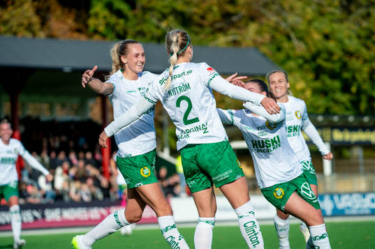 Hammarbys Eva Nyström jublar