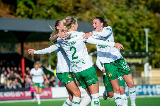 Hammarbys Eva Nyström jublar