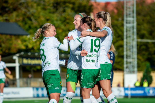 Hammarbys Eva Nyström jublar