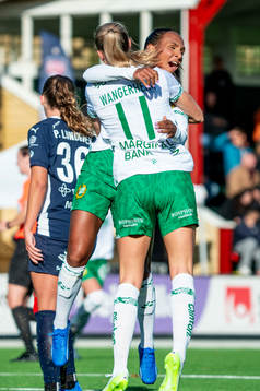 Hammarbys Ellen Wangerheim jublar