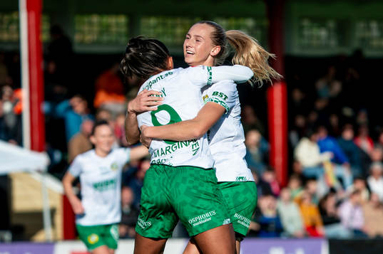 Hammarbys Ellen Wangerheim jublar