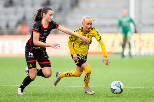FC Trollhättan s Stella Hagstedt och Elfsborgs Tea Skoglund