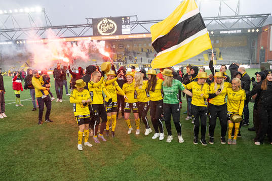 Elfsborgs spelare jublar