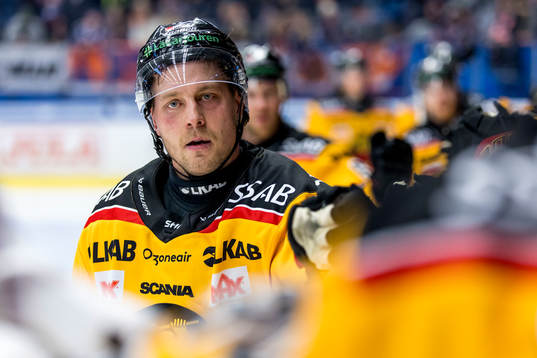 Luleå Hockeys Juhani Tyrväinen jublar