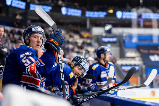 Växjös Emil Sylvegård och Adam Brodecki deppar