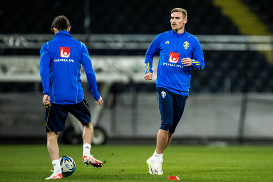 Carl Starfelt of the Swedish football national team at a
