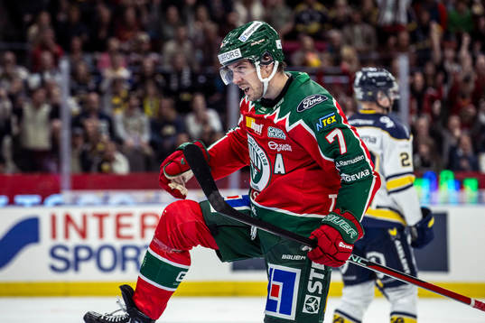 Frölunda HCs Henrik Tömmernes jublar