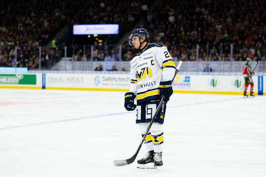 HV71s André Petersson deppar