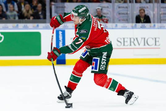 Frölundas Henrik Tömmernes skjuter reduceringen till 1-4