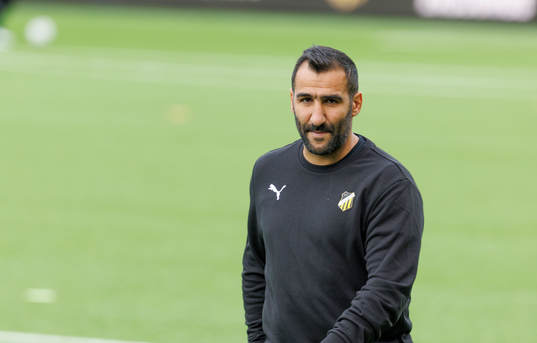 Häckens tränare Mak Lind införfotbollsmatchen i