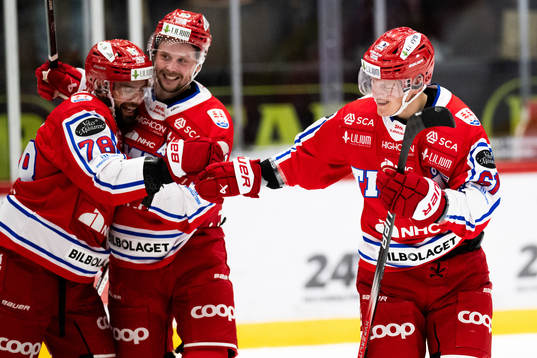 Timrås Axel Rindell jublar