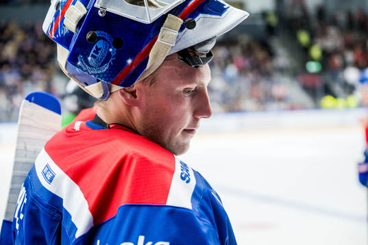 IK Oskarshamns målvakt Emil Kruse deppar