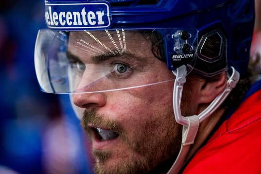 IK Oskarshamns Oscar Engsund deppar