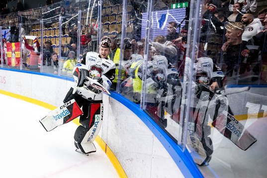 Malmö Redhawks Daniel Marmenlind jublar
