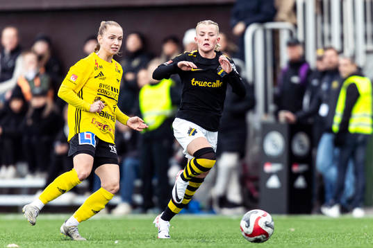 Gamla Upsalas Malin Forssner och AIKs Matilda Nildén