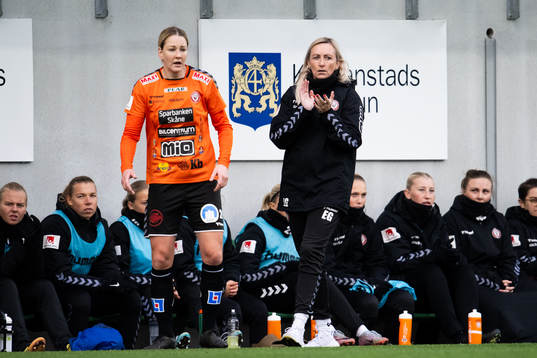 Kristianstads tränare Elisabet Gunnarsdottir jublar