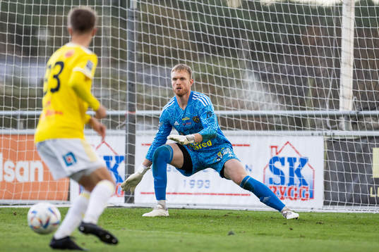 Falkenbergs målvakt Tim Erlandsson